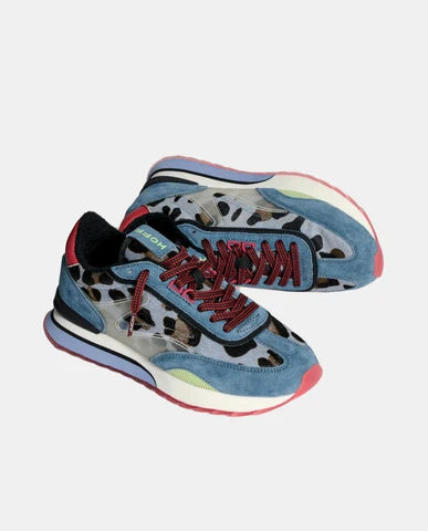 Art Sneakers in Blue