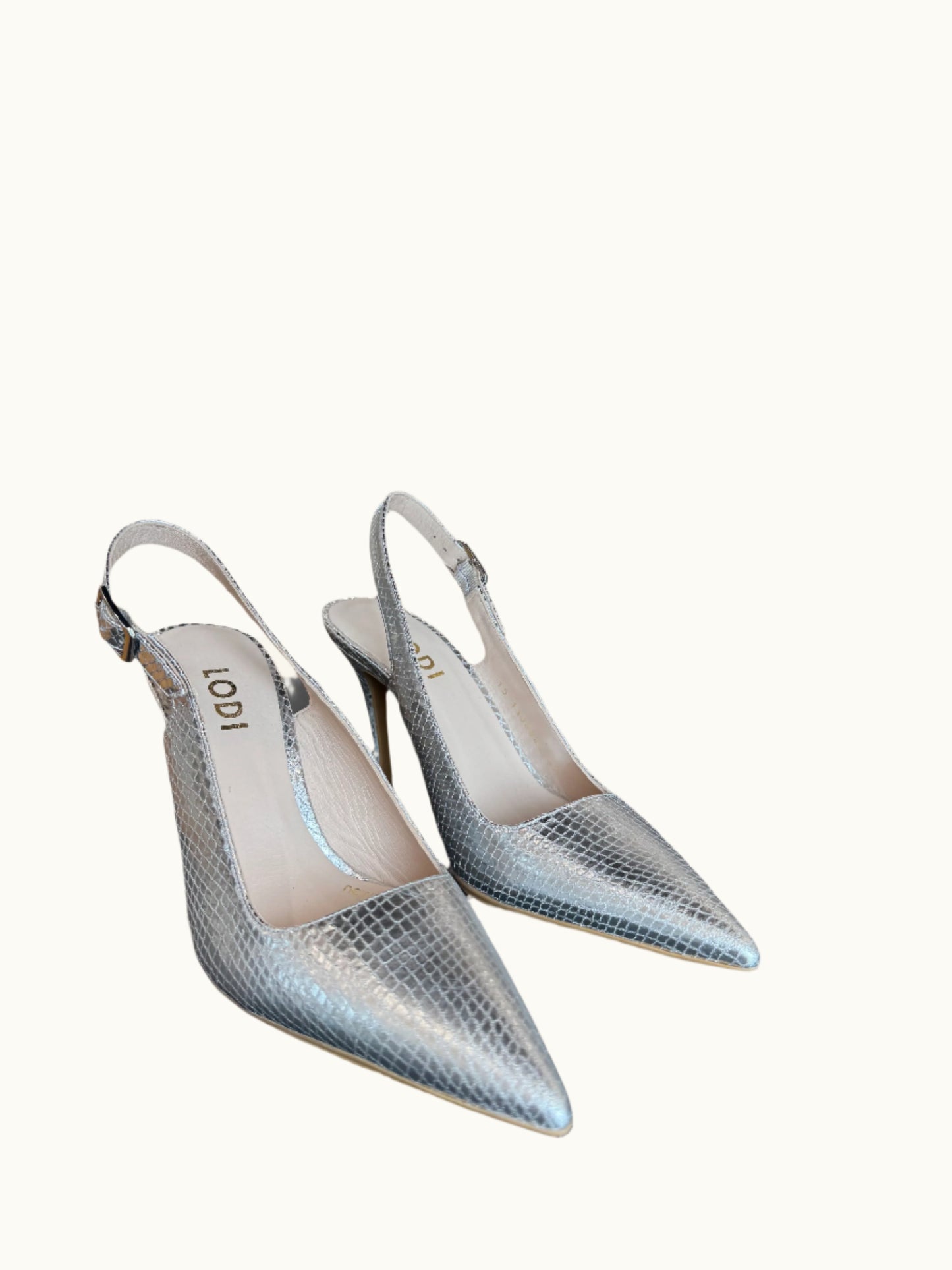Serica Heel in Loki Plata