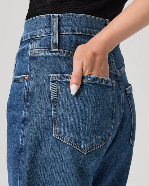 Arellia Ankle Barrel Leg Jean in Sound Check