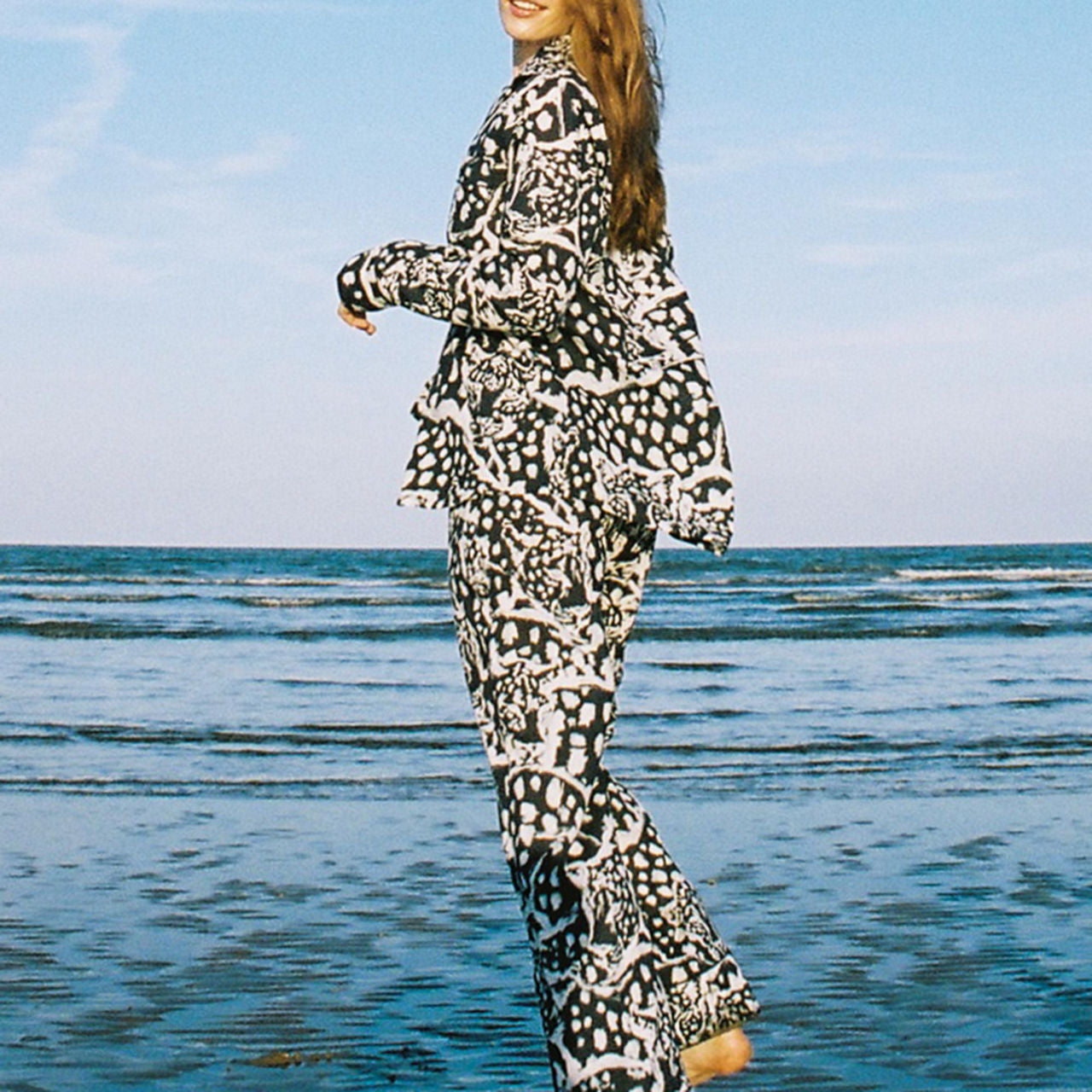 Long Pyjamas Set in Leopard Navy