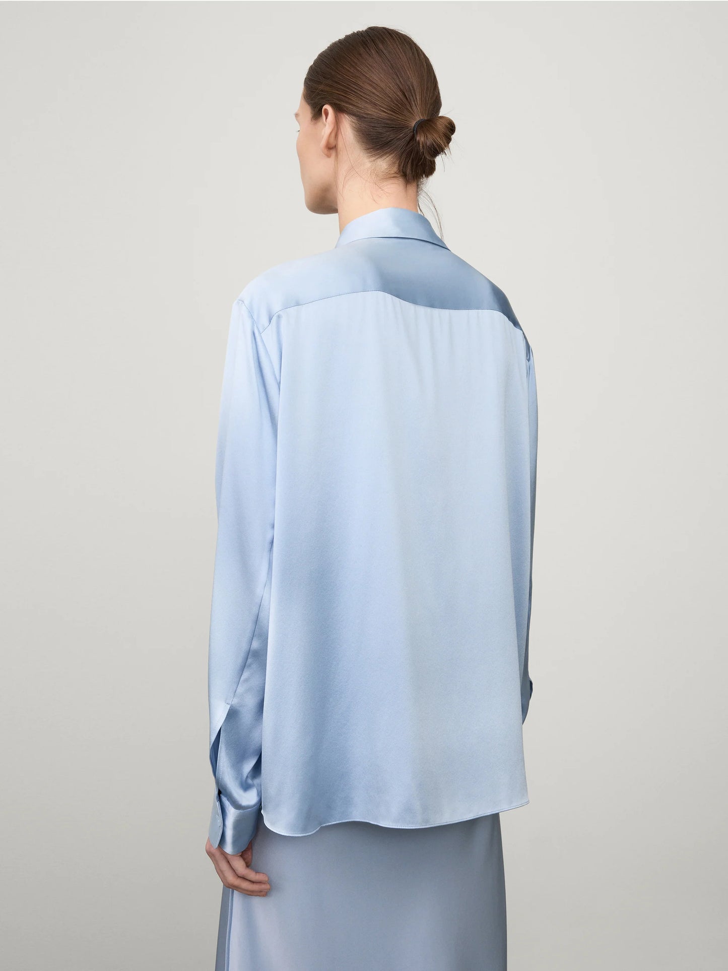 Long Sleeved Buttonup Shirt in Surf