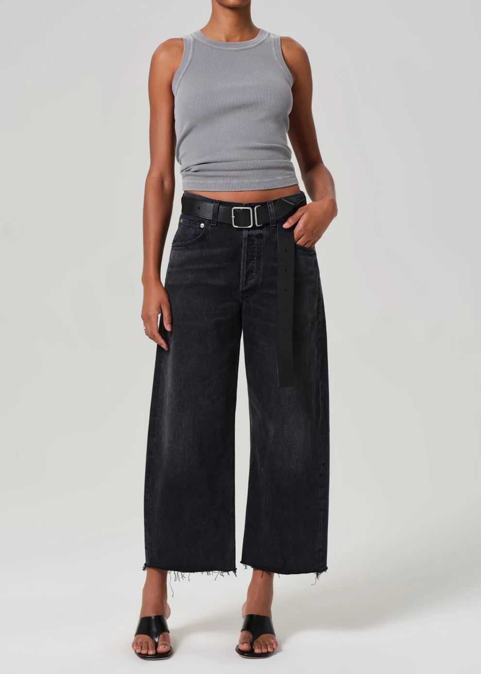 Ayla Raw Hem Crop Jeans in Bronzon
