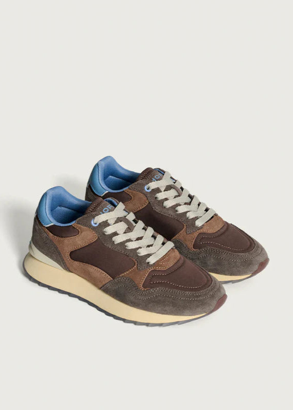 City Amsterdam Sneakers in Brown