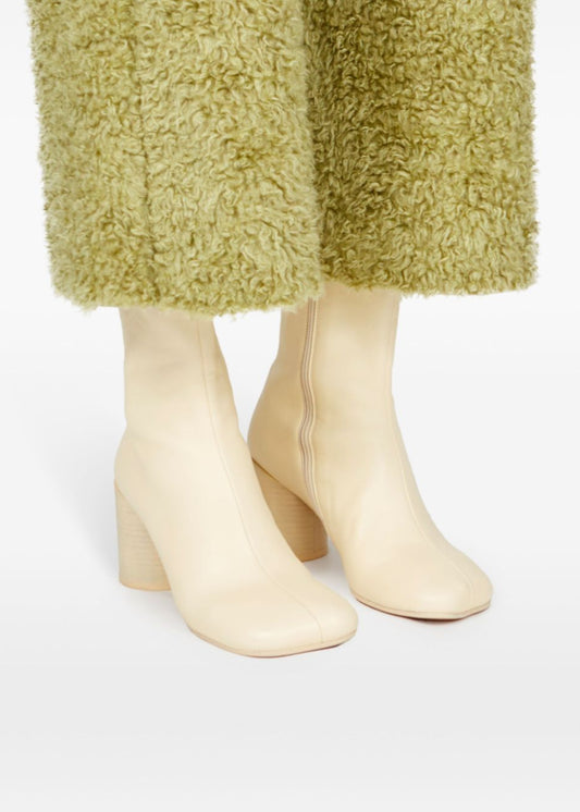 Anatomic Ankle Boot in Cream