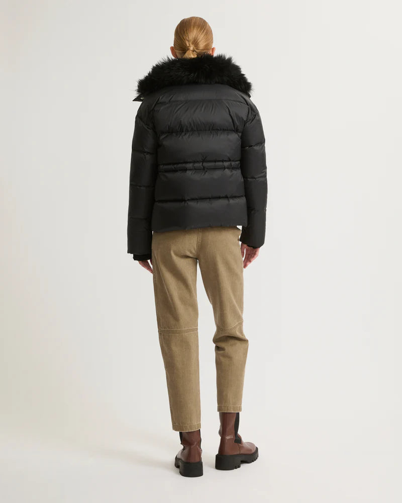 Down Jacket With Fluffy Lambswool Trim in Army