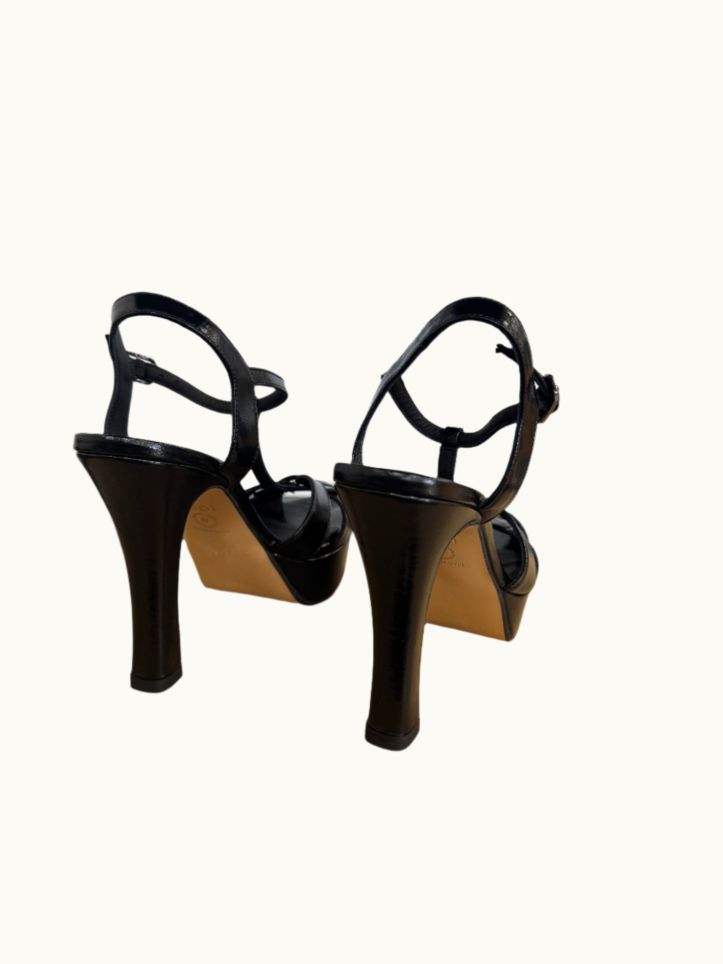 Taran Platform Heel in Black