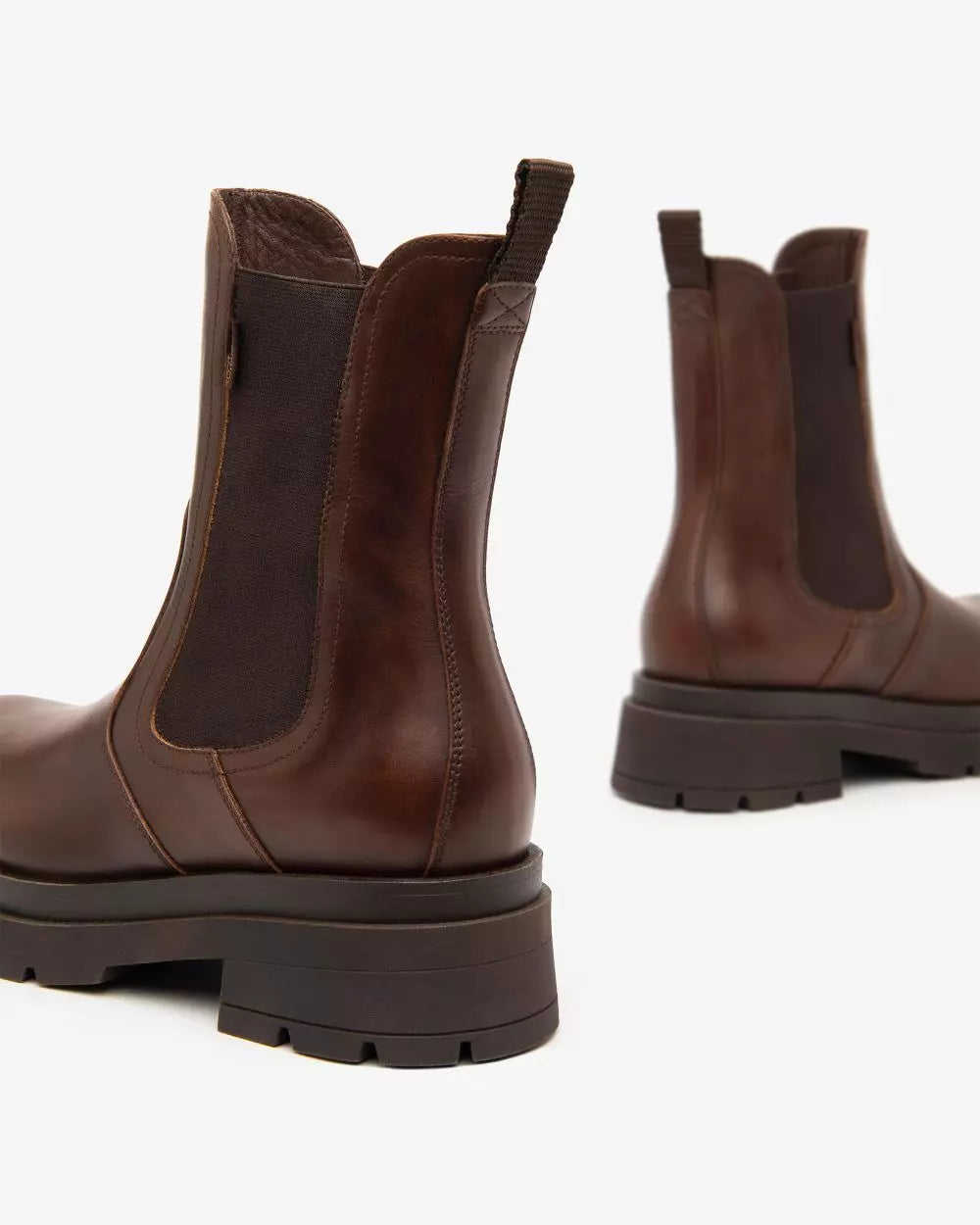 Chelsea Boot in Brown Leather