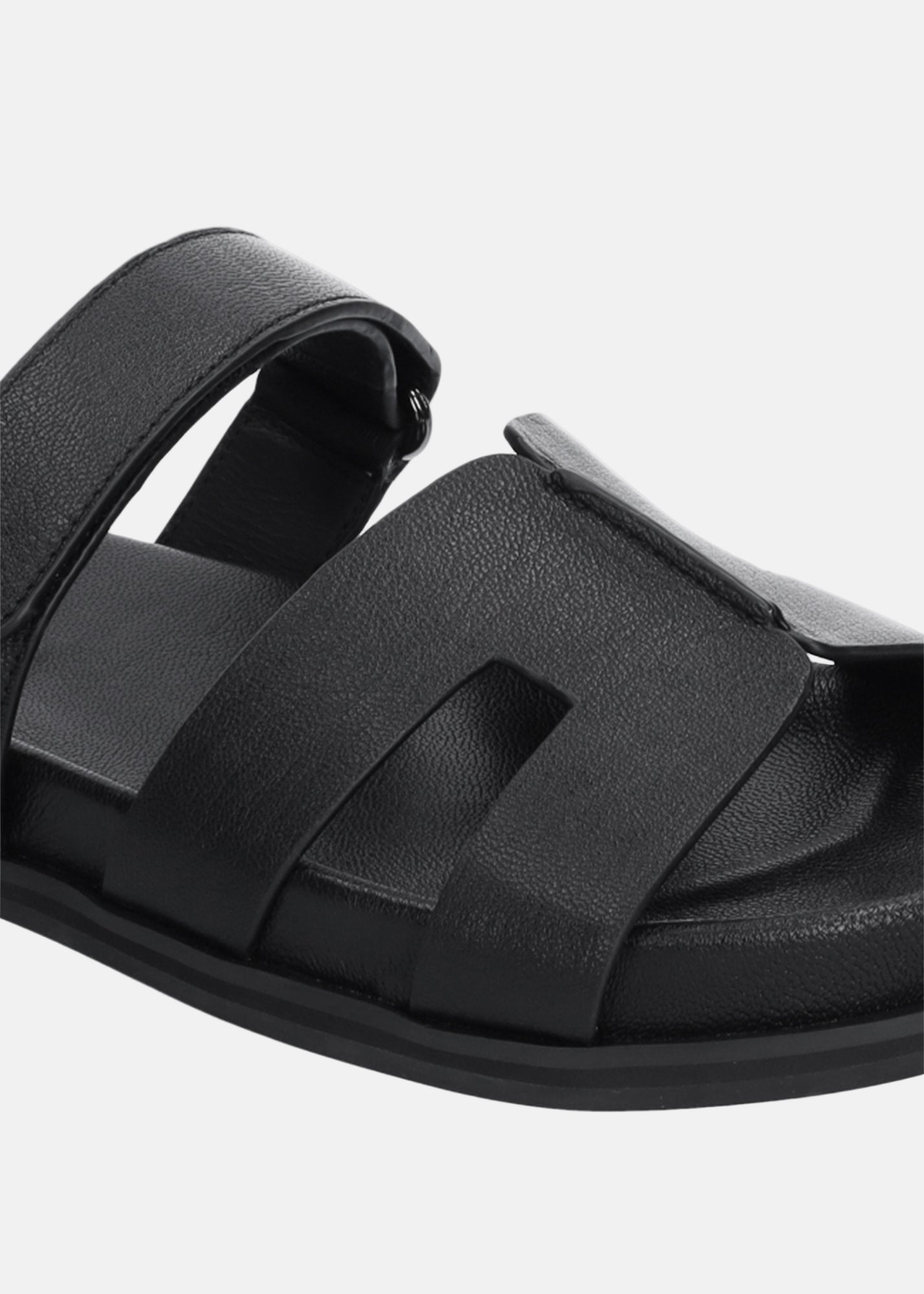 Mindy Flat Sandal in Black Leather