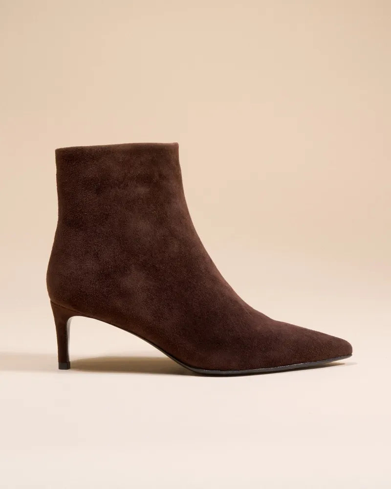 Noura Low Ankle Boots with Pointed Toe in Chocolate Suede