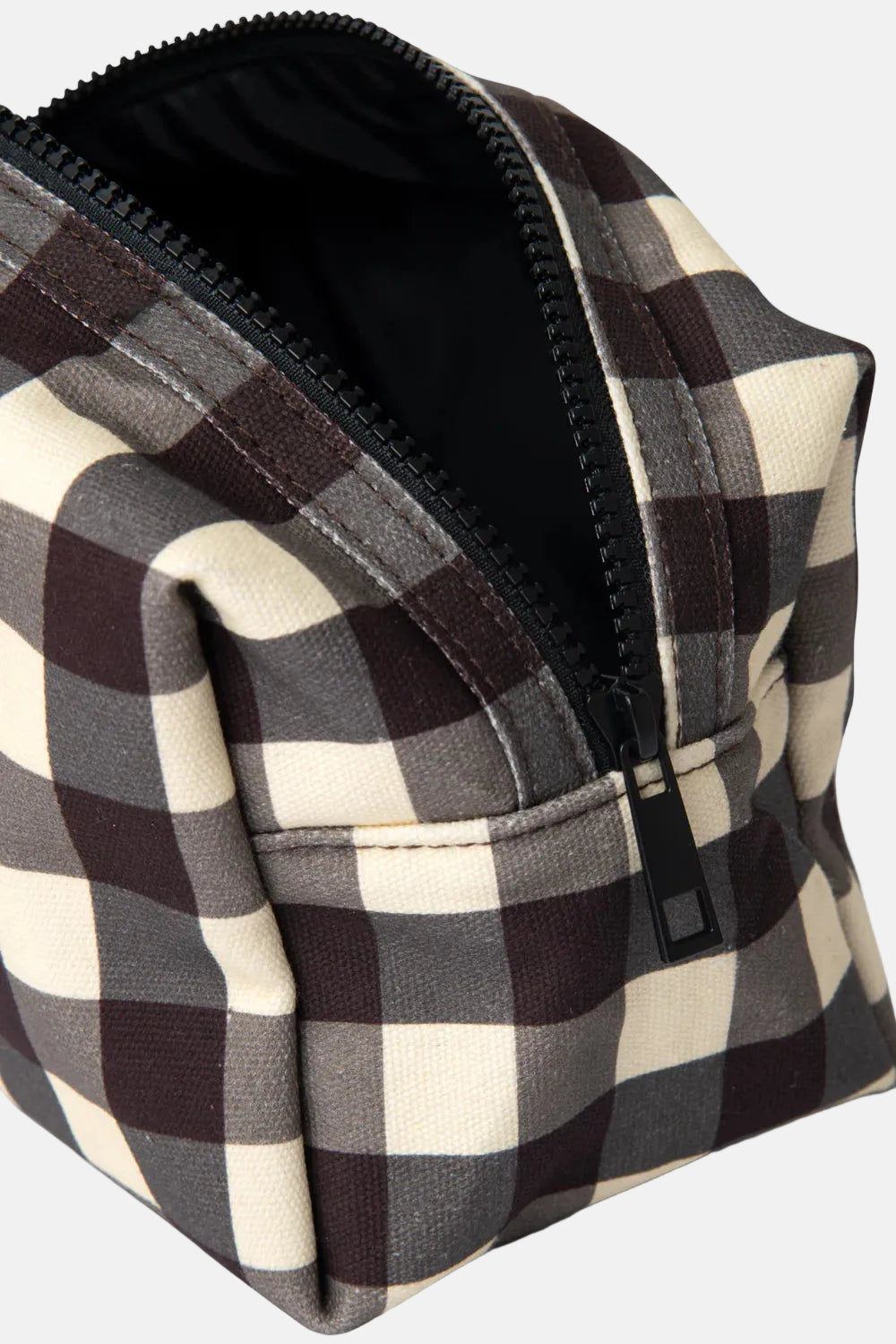 Makeup Bag in Butter Gingham