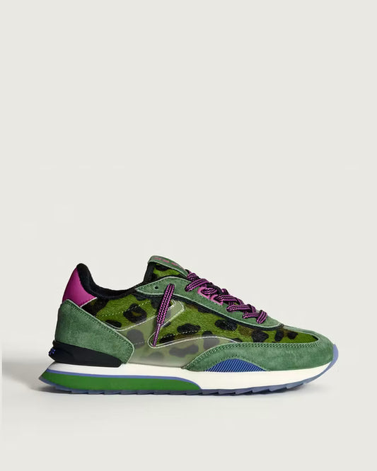 Art Sneakers in Green