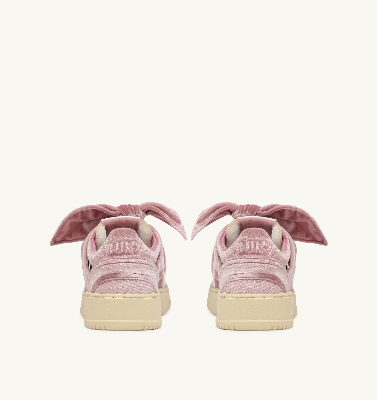 Medalist Low Bow Velvet Sneakers in Pink