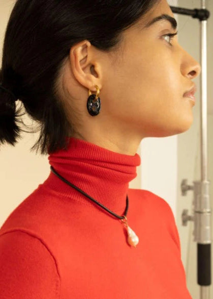 Mariner Link Glass Earrings in Black