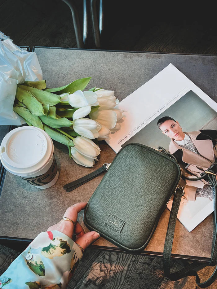 Cassia Phone Bag in Dark Green