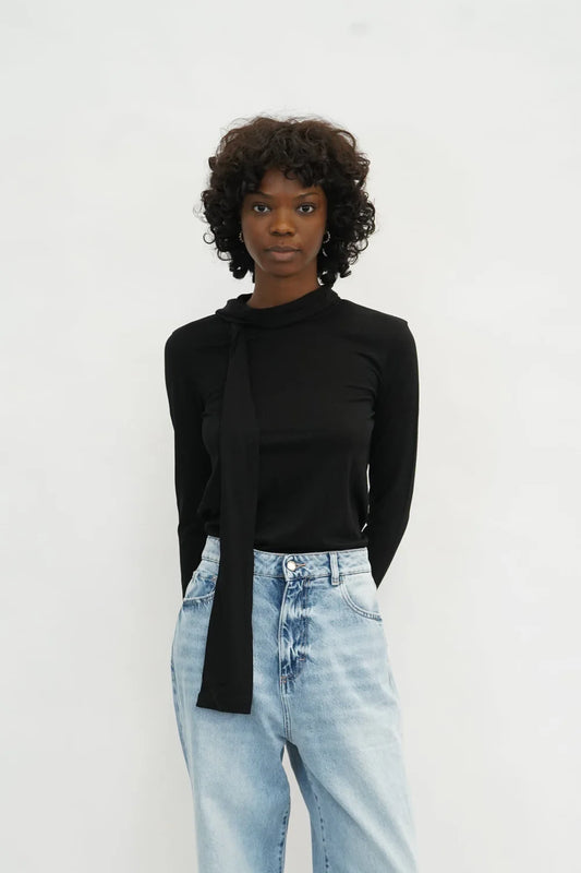 Merino Scarf Top in Black