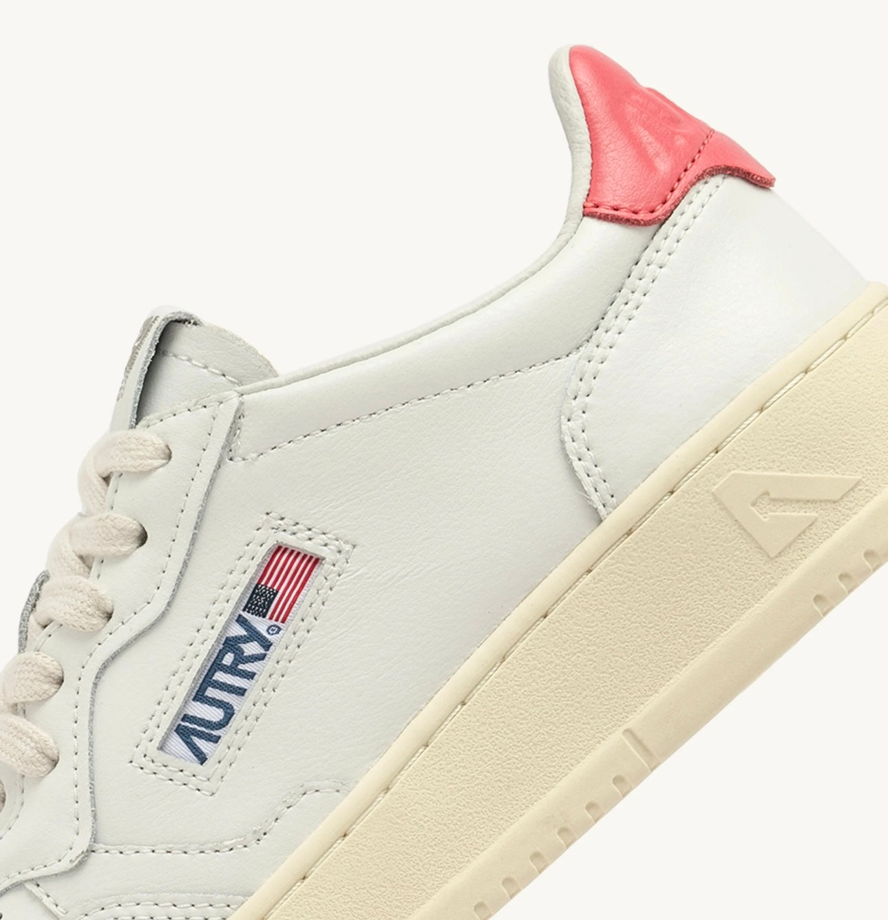 Medalist Low Sneakers in White And Tearose Leather