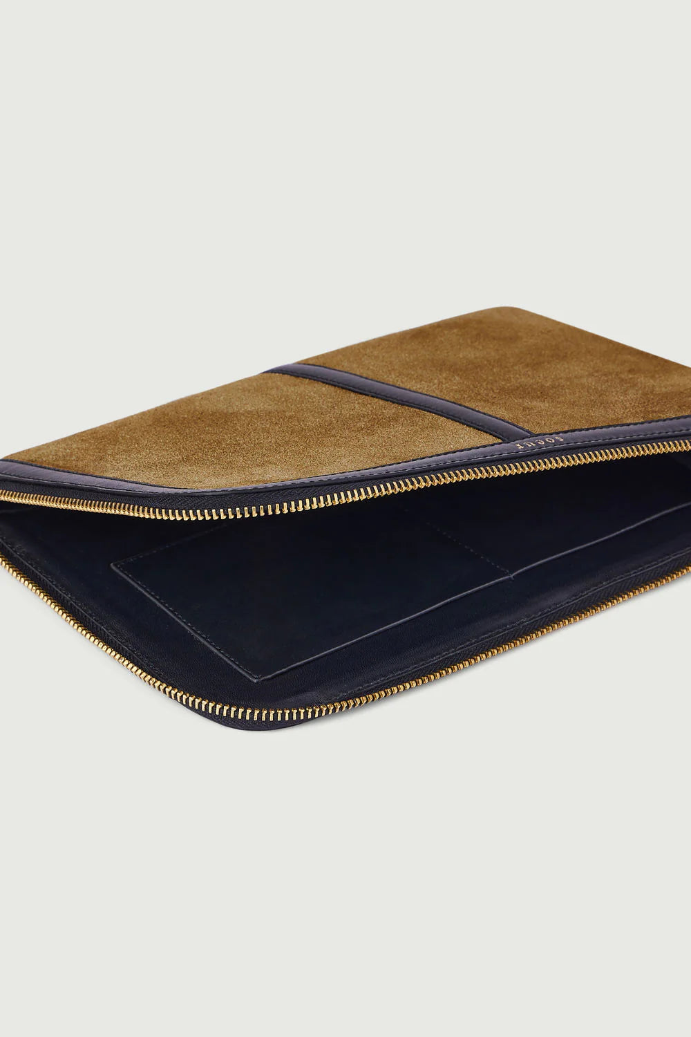 Doces Pouch in Bronze/Black