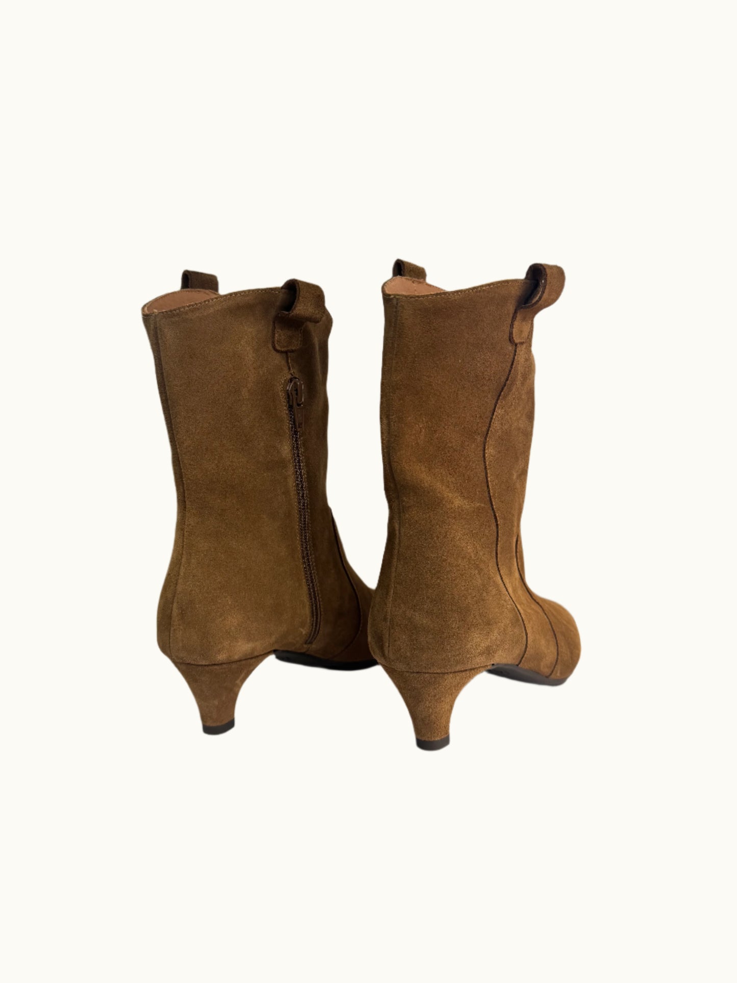 Checa Suede Pointy Toe Boot in Brown
