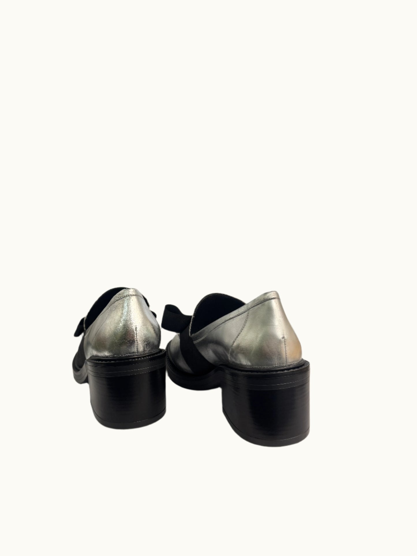 Kil Mineral Block Heel Mocassin in Silver