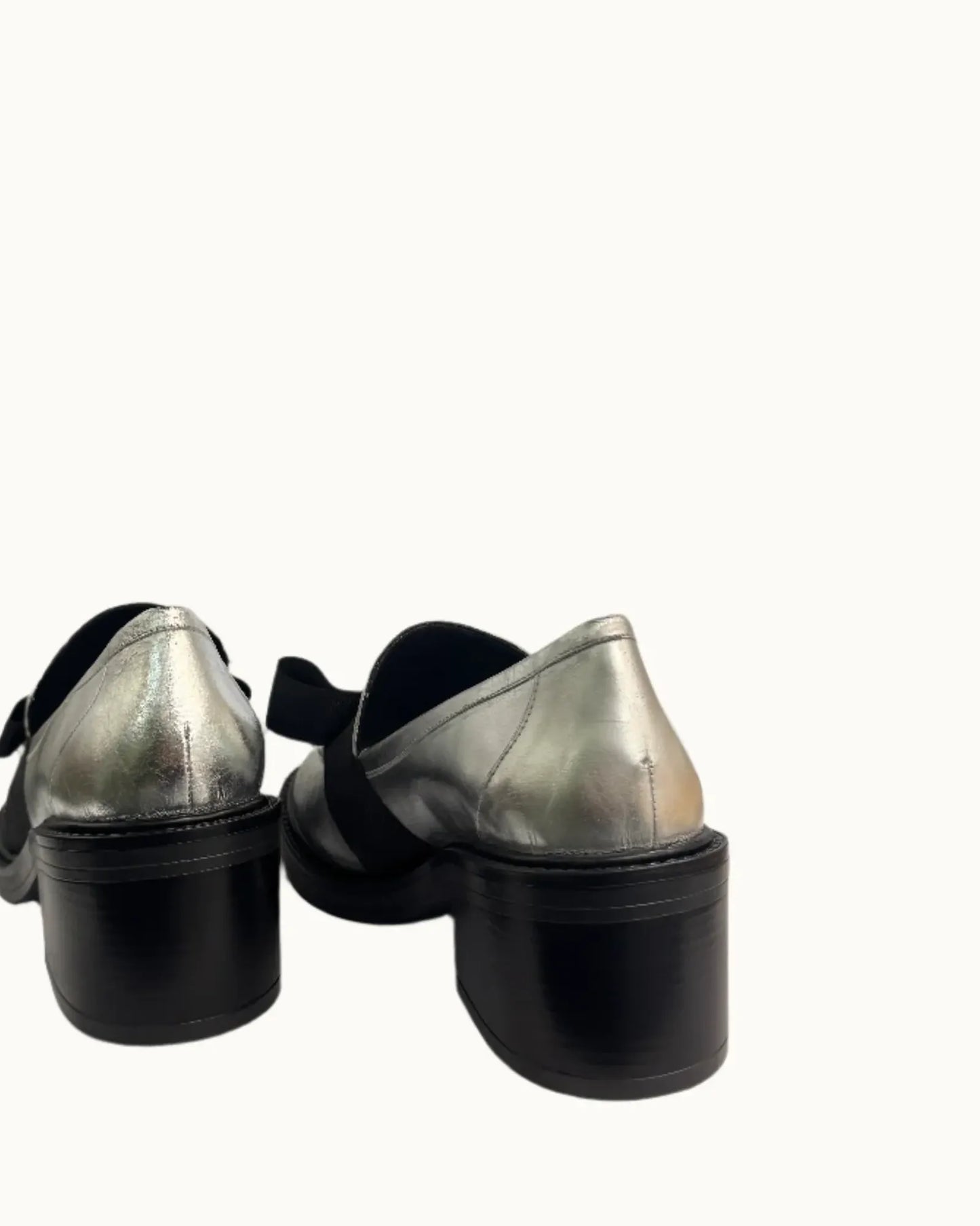 Kil Mineral Block Heel Mocassin in Silver