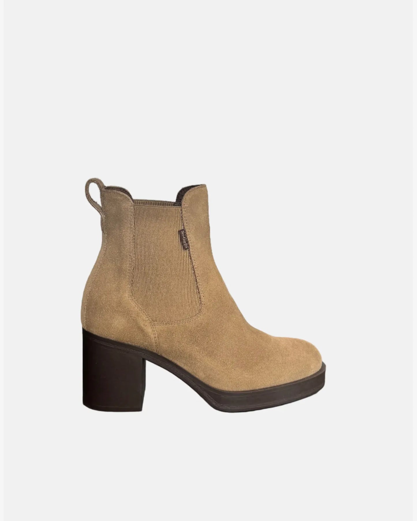 Block Heel Boot in Suede Taupe