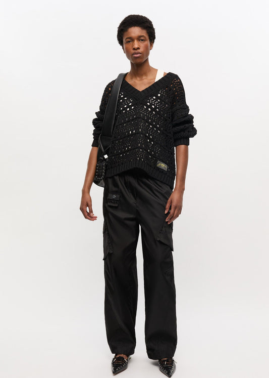 Crochet V-Neck Jumper in Black