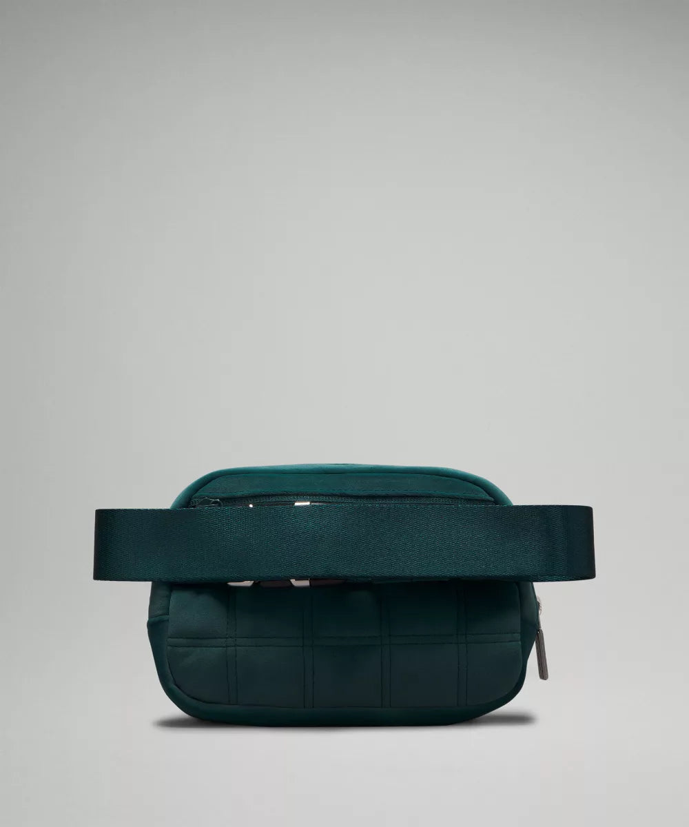 Everywhere belt bag quilted velour-storm teal