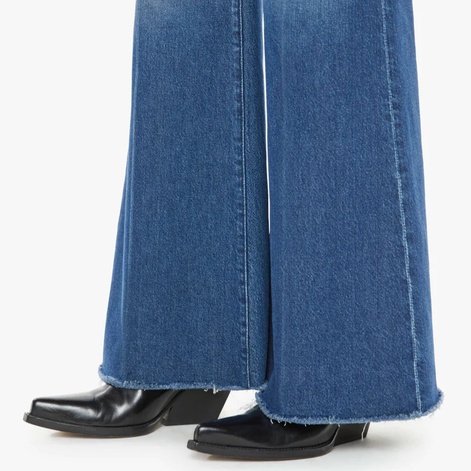 The Twister Sneak Fray Which Is Witch Jeans
