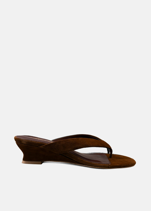 Thong Wedge Sandal in Chocolate