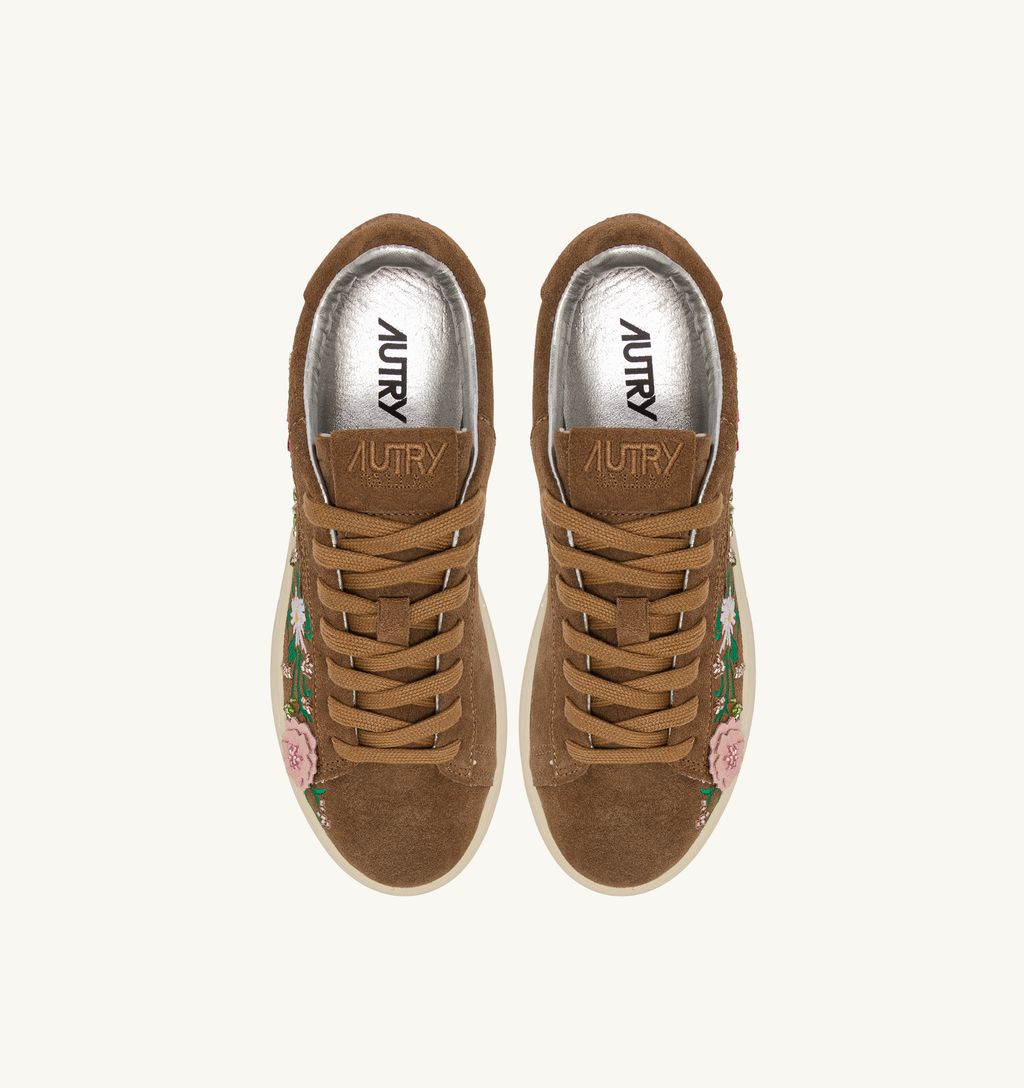 Floral Dallas Low Sneakers in Brown Suede with Pink Embroidery