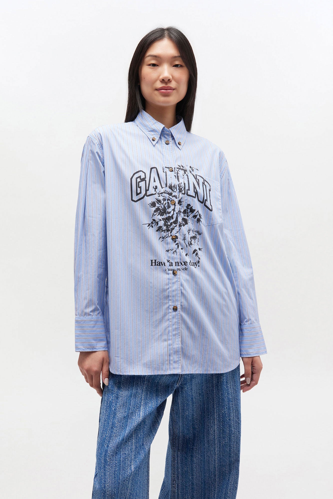 Stripe Logo Shirt in Blue