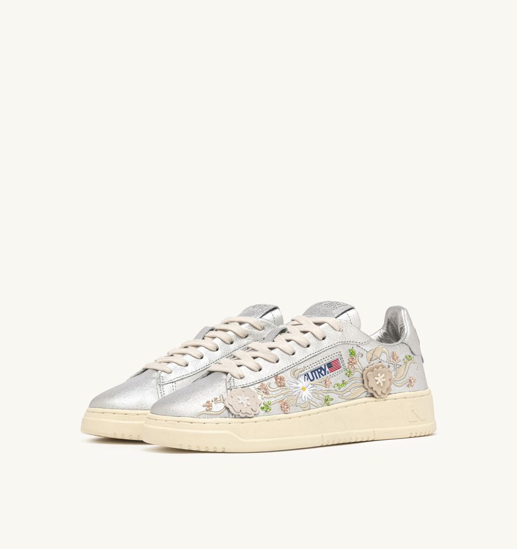 Floral Dallas Low Sneakers in Silver with Floral Embroidery