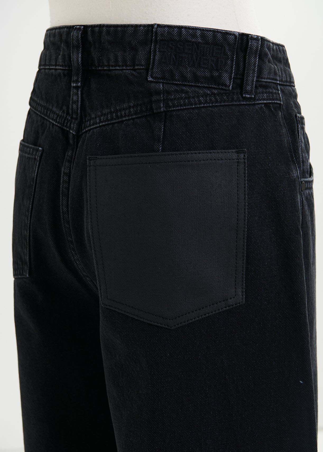 Interstellar barrel leg jeans
