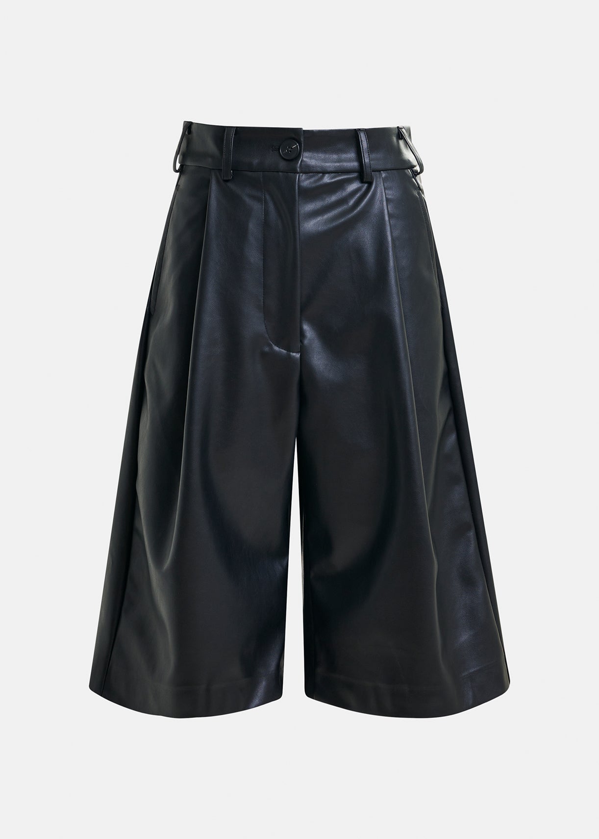 Itop faux leather shorts