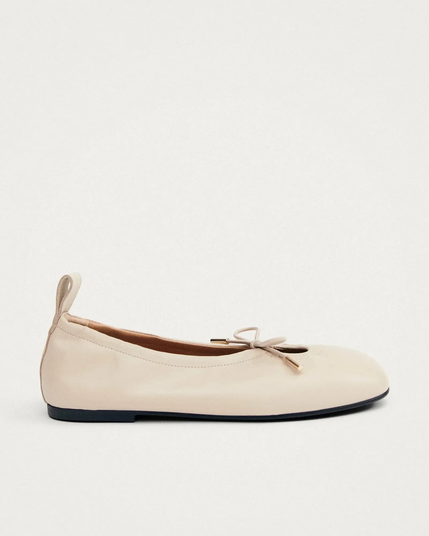 Rosalind Ballet Flats in Cream Leather