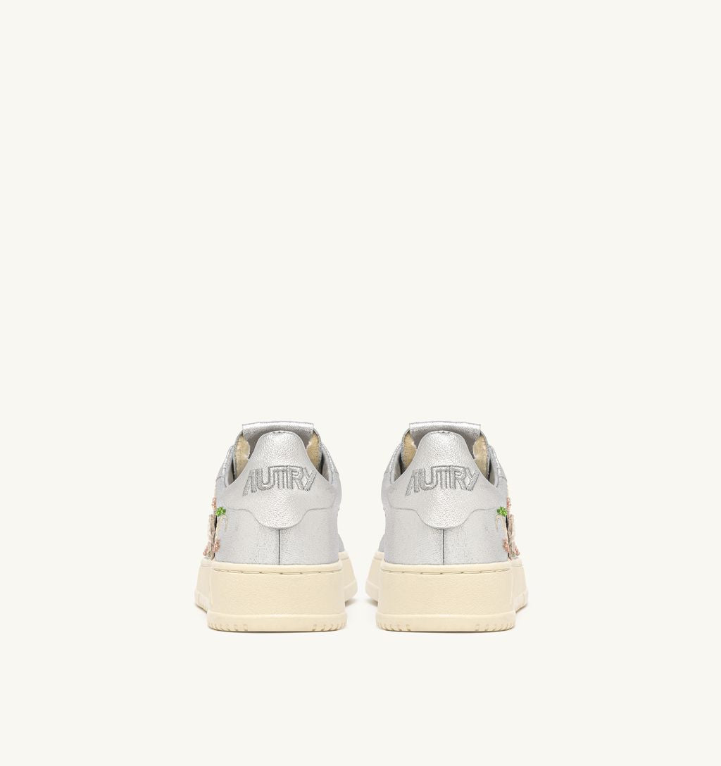 Floral Dallas Low Sneakers in Silver with Floral Embroidery