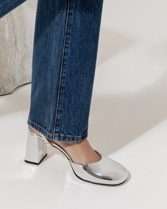 Harlow Pump in Silver