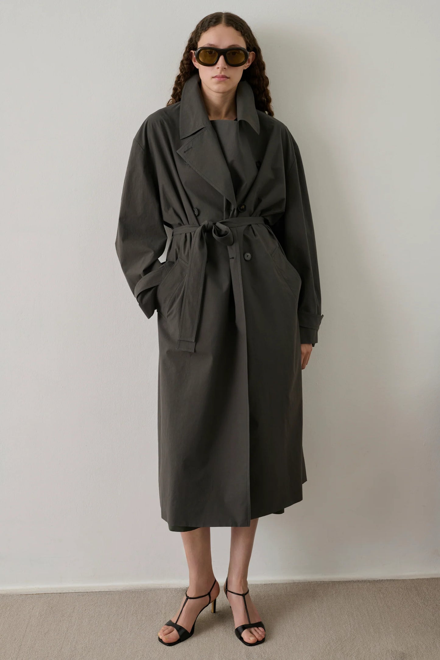 Helio Coat in Anthracite