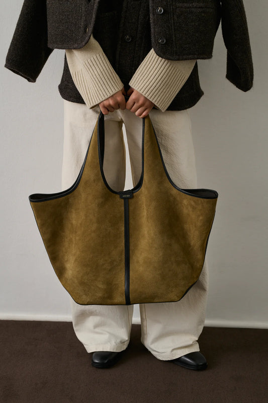 Douce Tote Bag in Bronze/Black