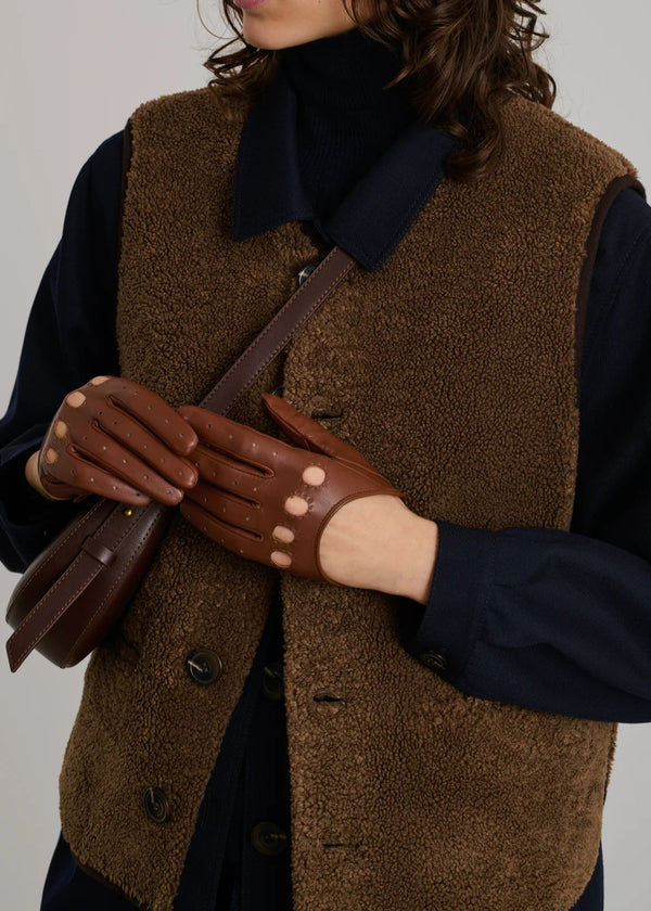 Duxford Gloves  in Brown