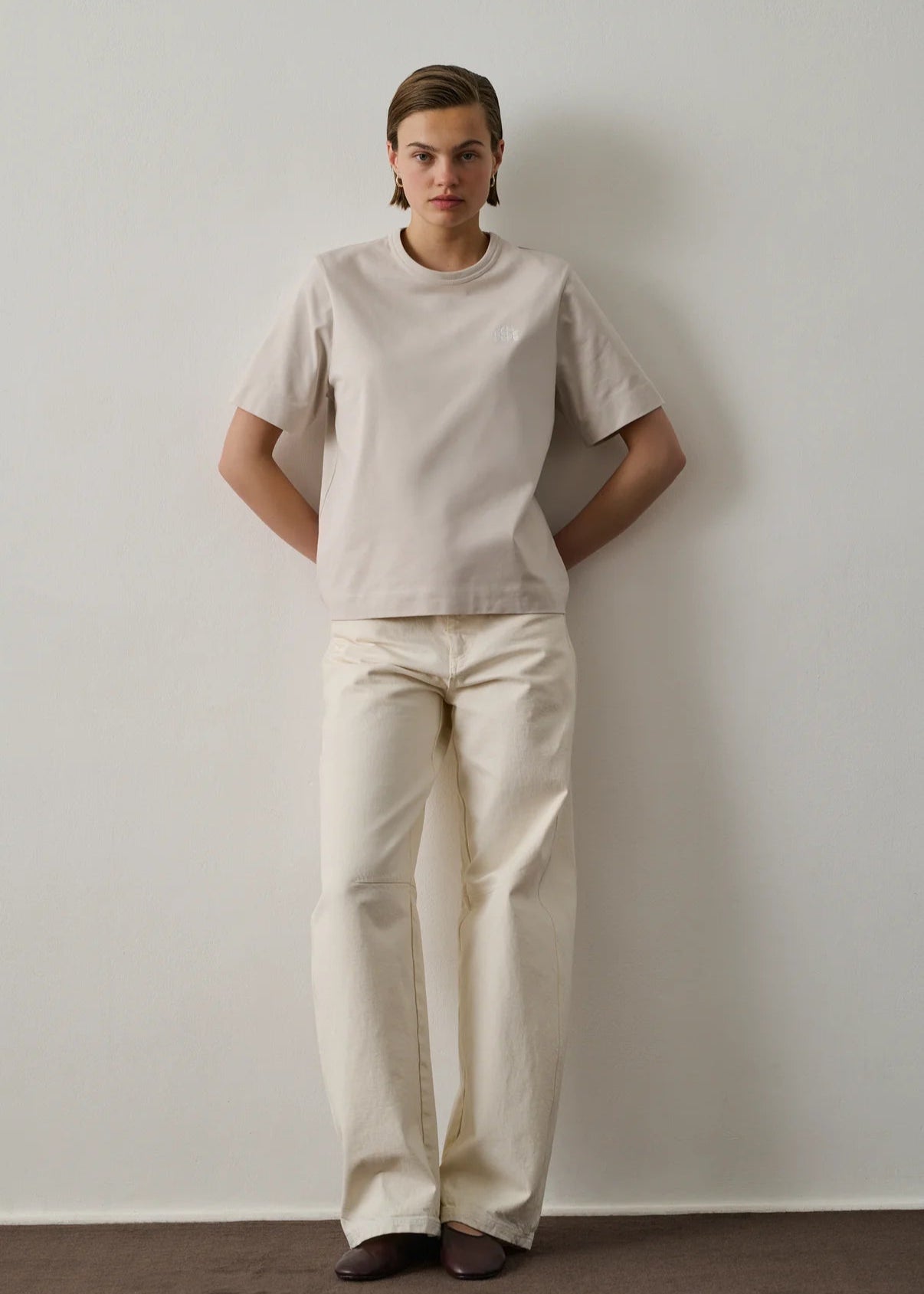 Eileen Tee in Chalk