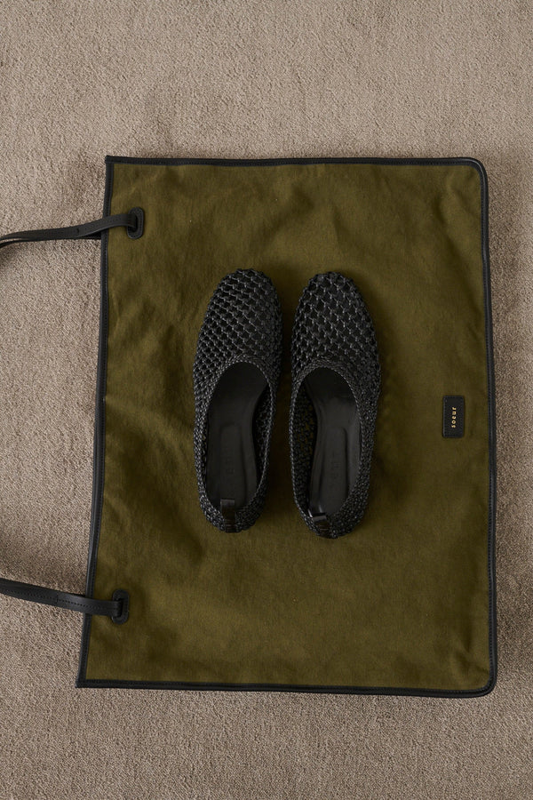 Tosca Ballet Flats in Black