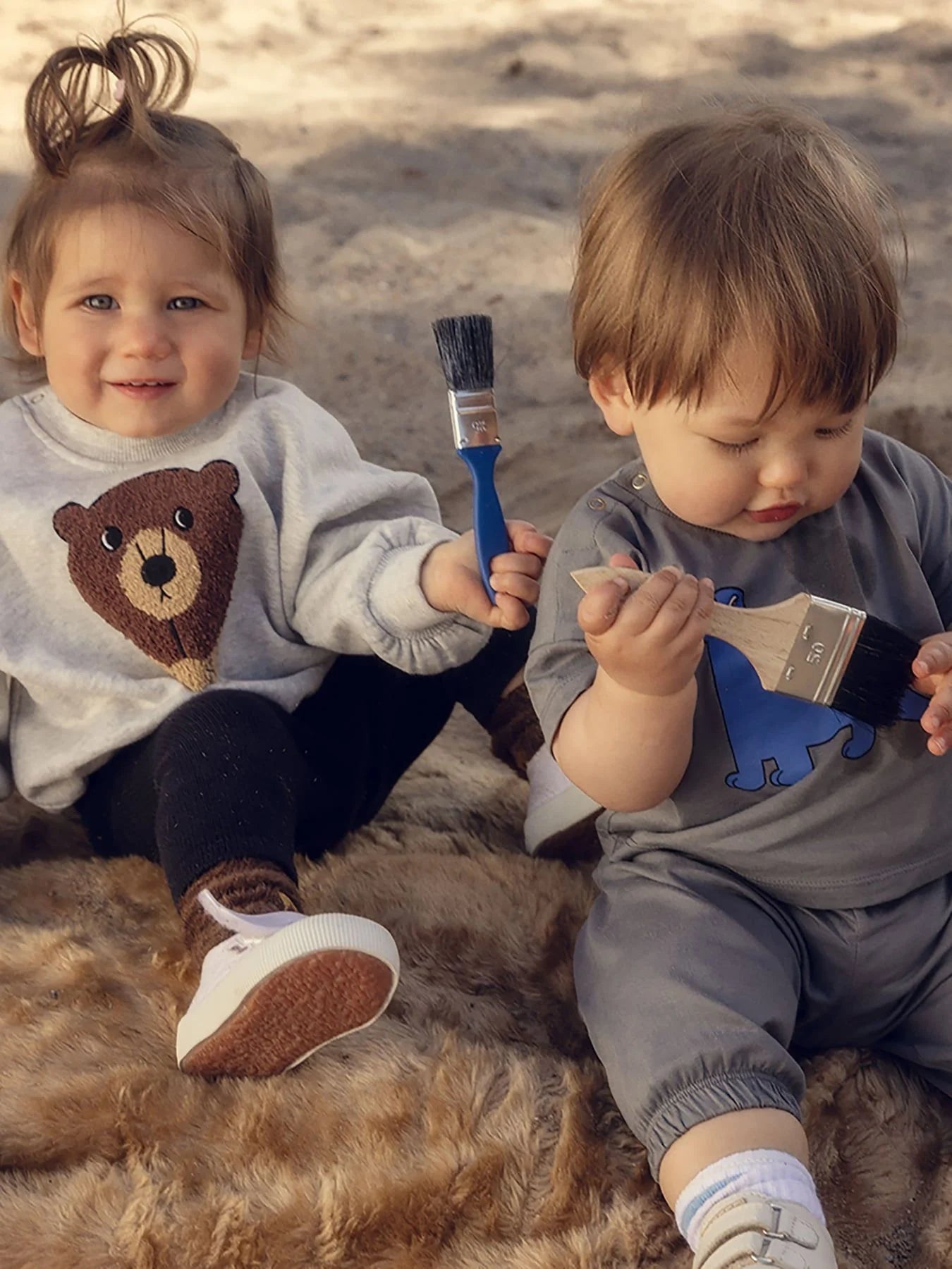Dino Patch Sweatpants in Grey