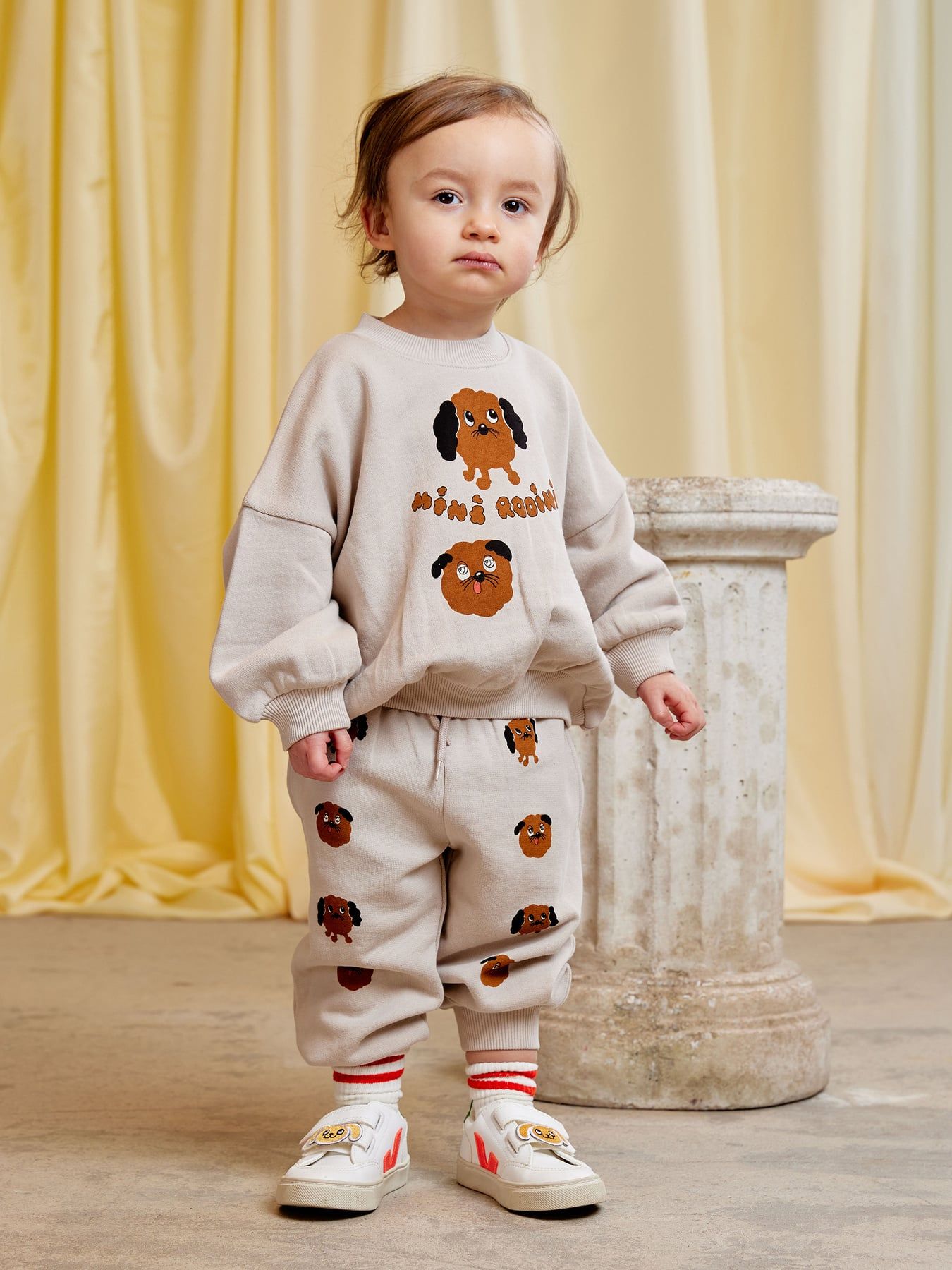 Doggies Sweatpants in Grey