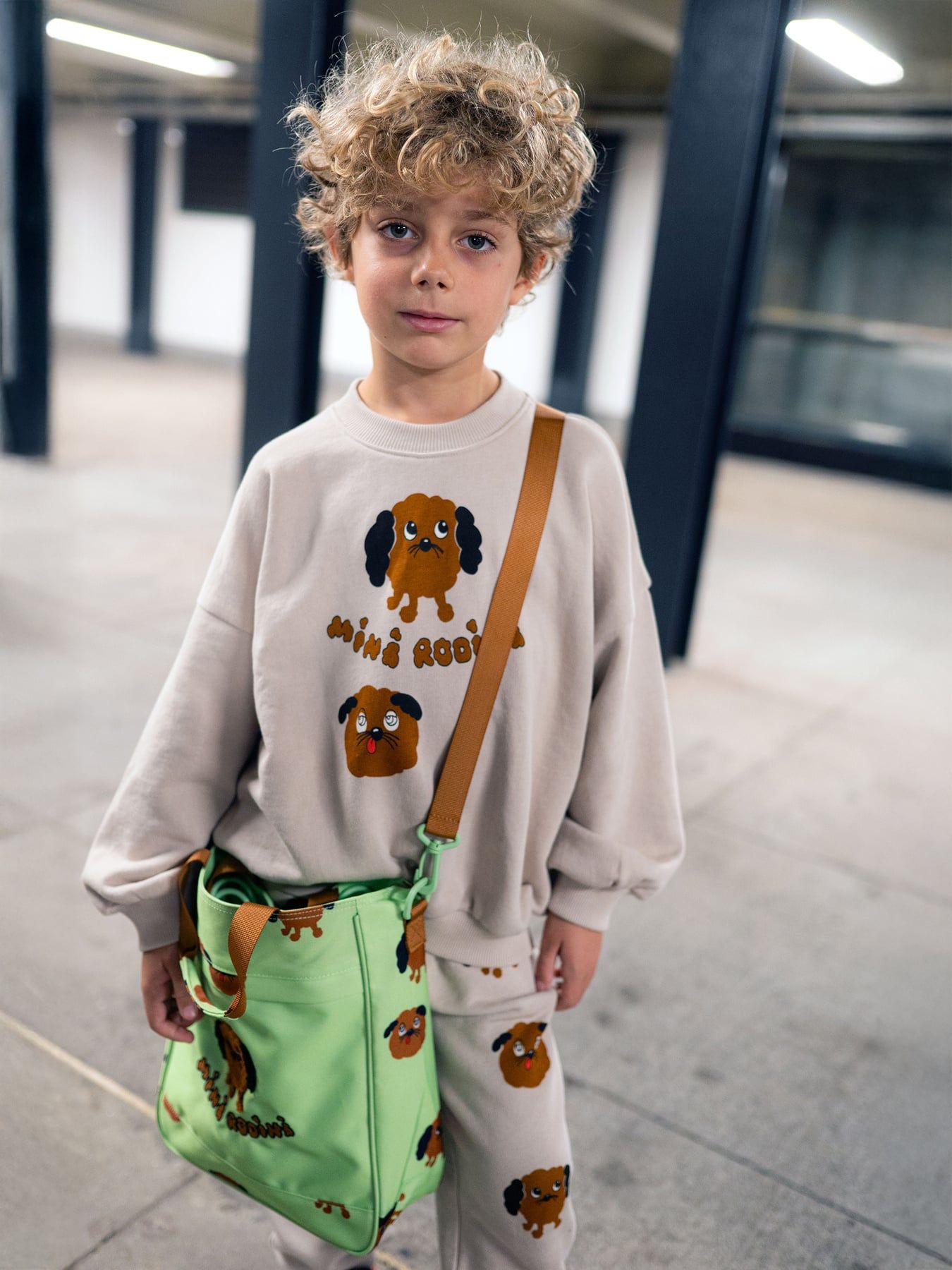 Doggies Sweatpants in Grey