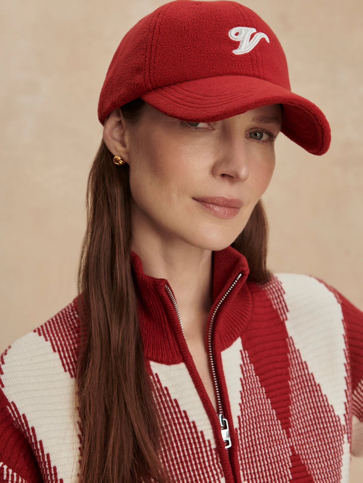 Raina Fleece Cap in Red Dahila