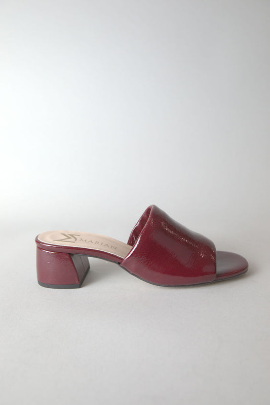 Venecia Heel in Burgundy