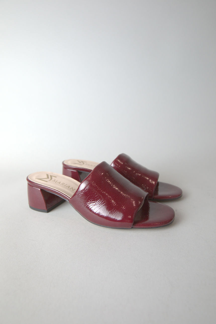 Venecia Heel in Burgundy