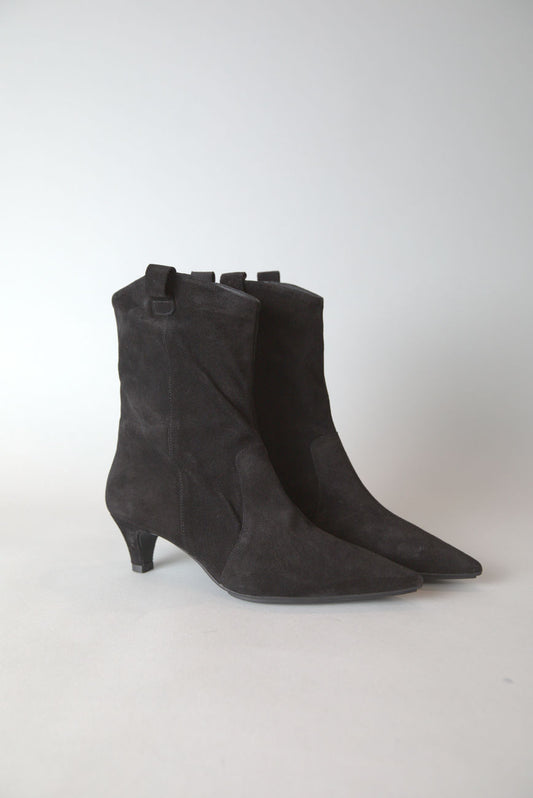 Checa Suede Pointy Toe Boot in Black