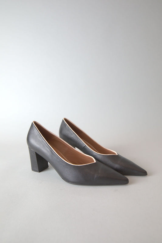 Canada Heels in Black